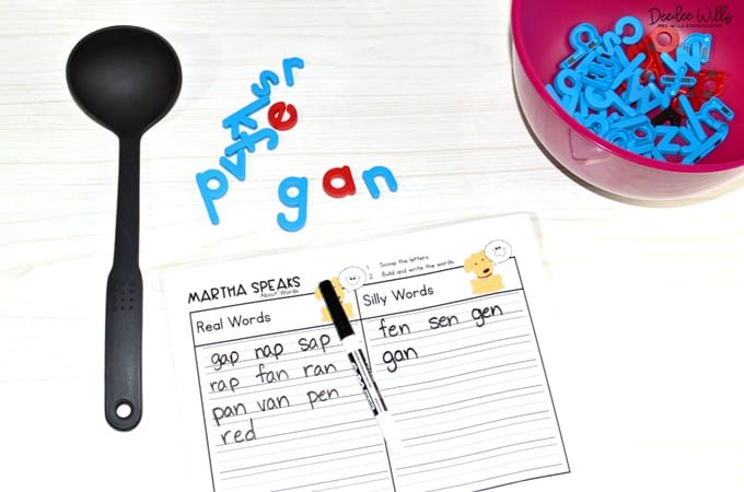 Martha Speaks literacy center activities real or nonsense words